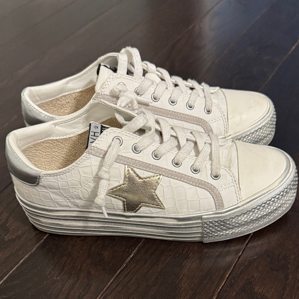 Vintage Havana sneakers